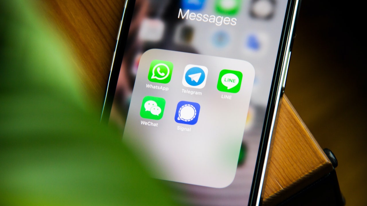 WhatsApp now allows you to send messages to other apps like Telegram or Facebook Messenger