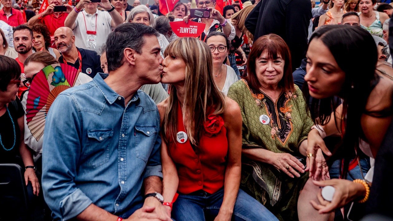 The secret life of Pedro Sánchez and Begoña Gómez: their daughters, their wedding and where they met