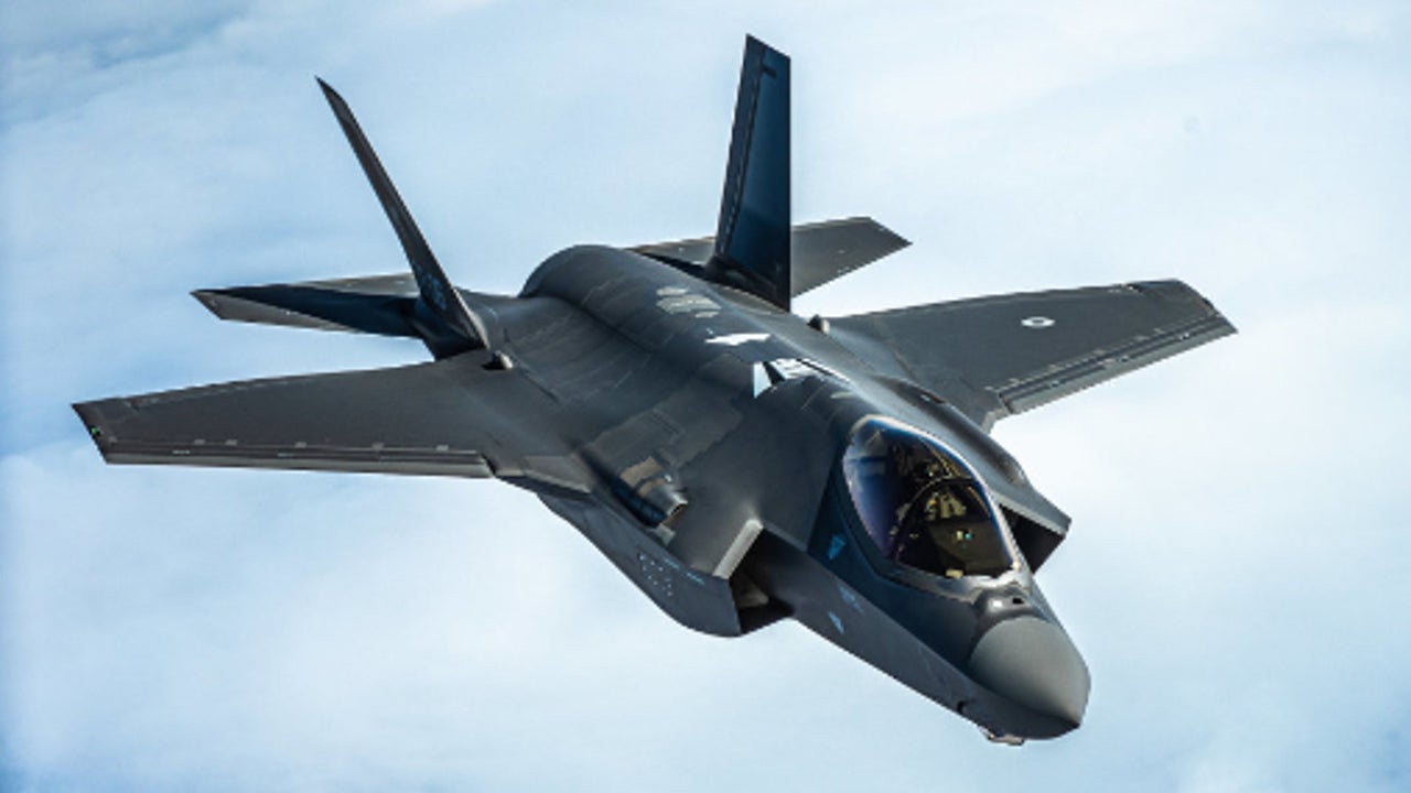 Now, we don't even have Portugal left: the neighboring country confirms that it will also buy fifth generation F-35 fighters and Spain is left alone
