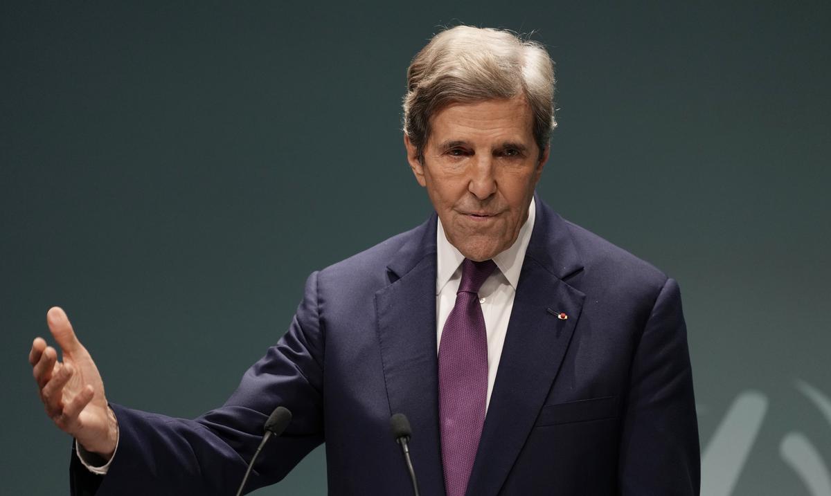 “There is no time to waste”: John Kerry urges action to save the oceans