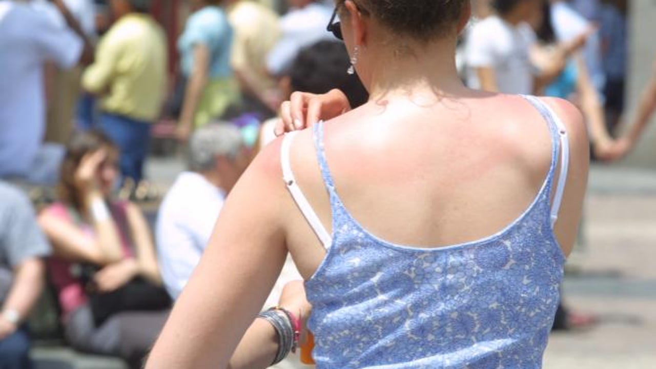 Health studies offering free sunscreen in public places