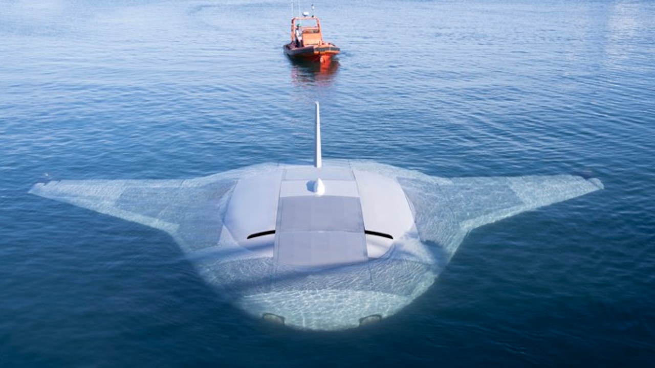 The huge Manta Ray, an underwater drone, successfully passes its first test in the ocean