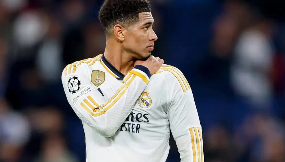 Bellingham, with discomfort in his shoulder