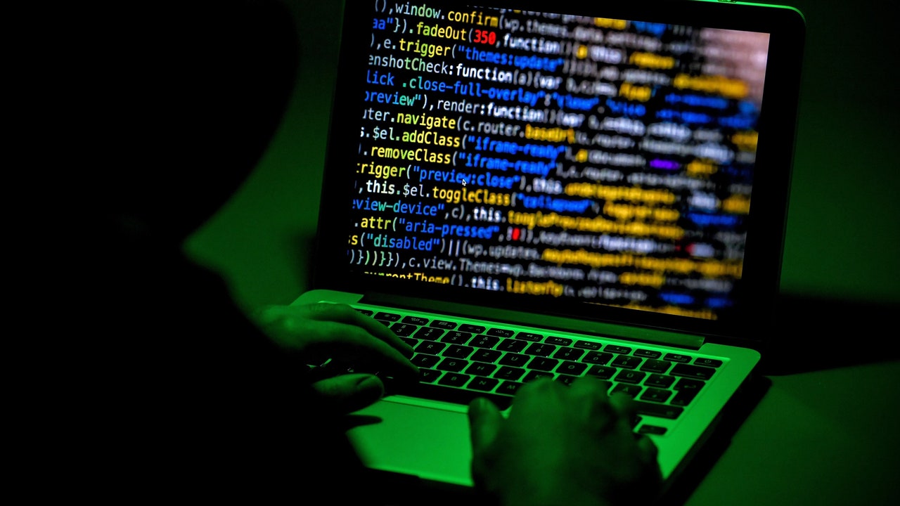 The Pentagon wants to flood networks with fake profiles
