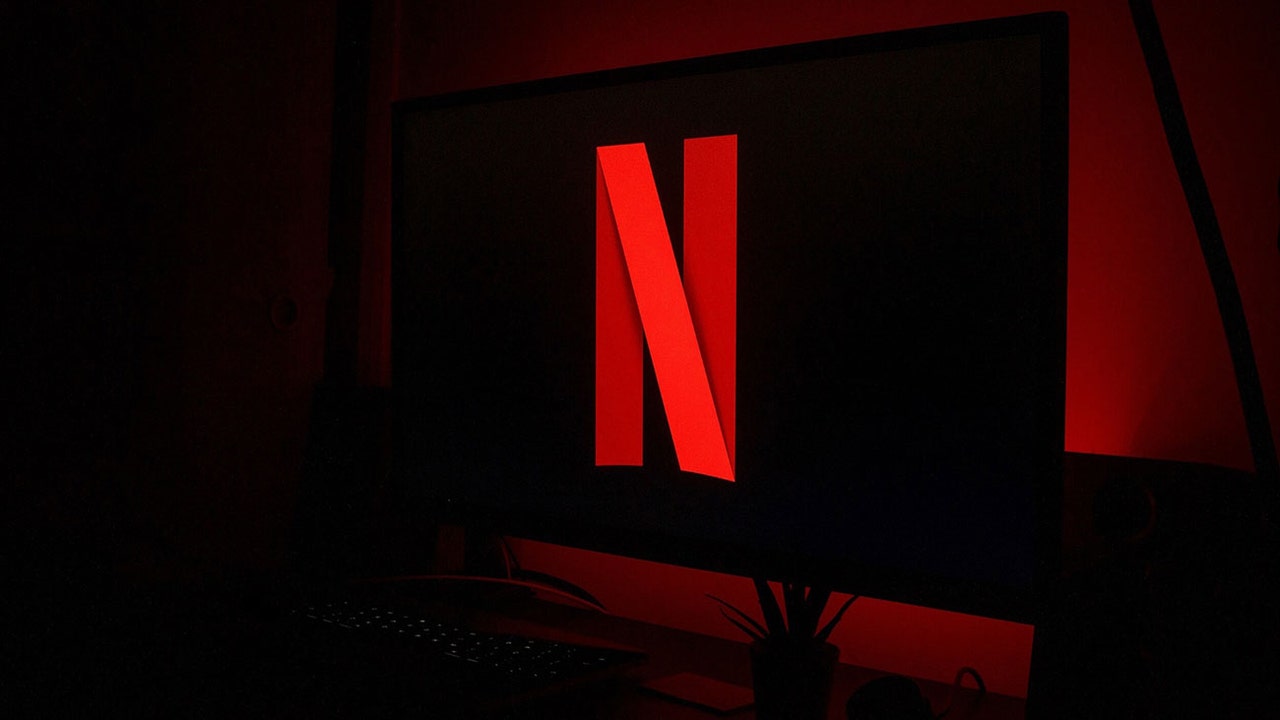 Netflix reconsiders its video game strategy and closes its big-budget studio