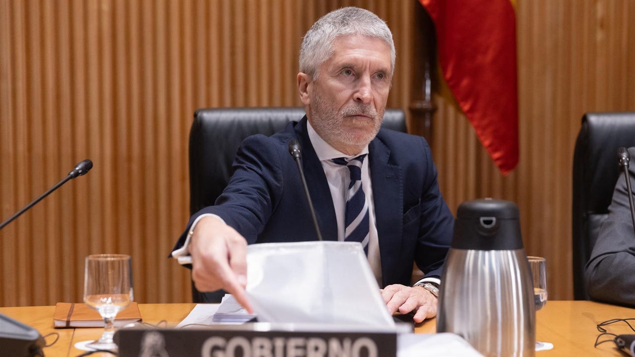 The PSOE asks to urgently process the "Otegi law" while delaying the early retirement of police and civil guards to February
