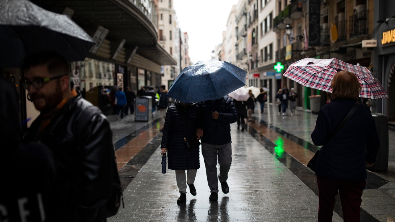 A Dana and a Front will bring more rains this weekend