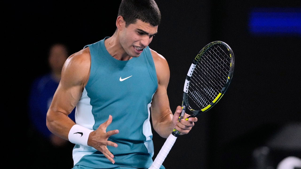Djokovic is indestructible and stops Alcaraz at the Australian Open