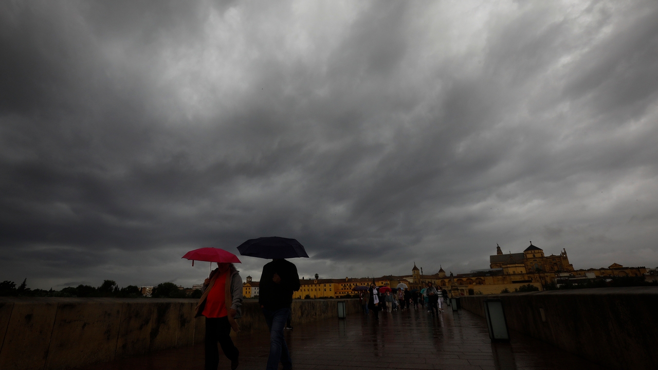 will sweep Spain with four days of heavy rains and overflowing rivers