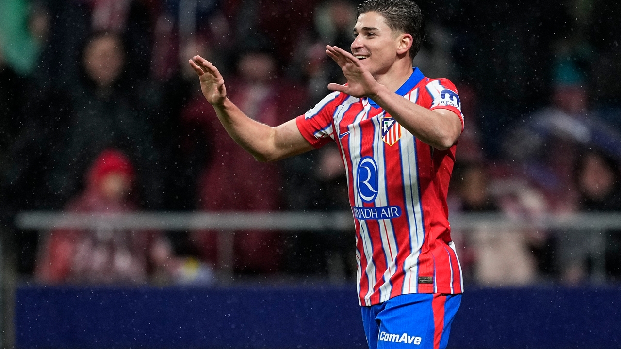 Atlético grabs Julián Álvarez and the posts to defeat Athletic (1-0)