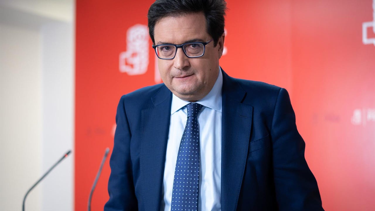 Of Oscar López's debt to the two million Escrivá