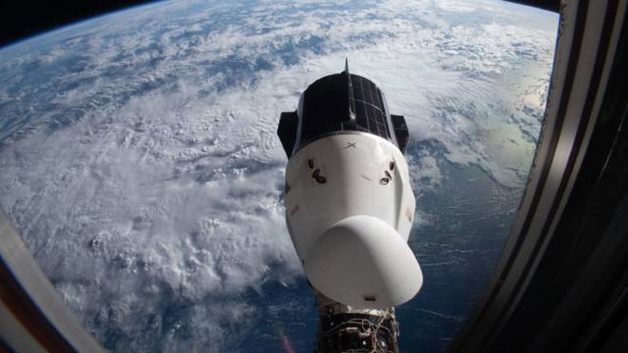 Dragon, the spacecraft that is vital for the ISS and Elon Musk wants to 'dismantle' after fighting with Trump