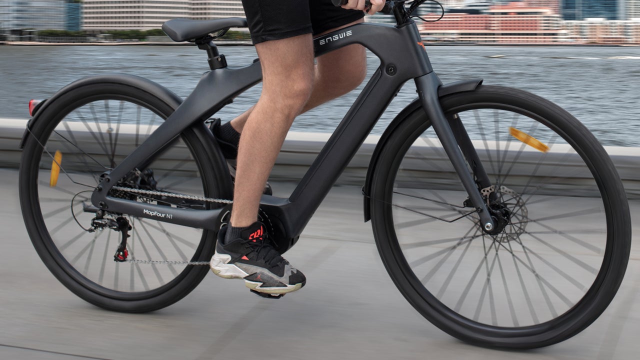 A battery for more than 100 km with 1.5 hours of charge