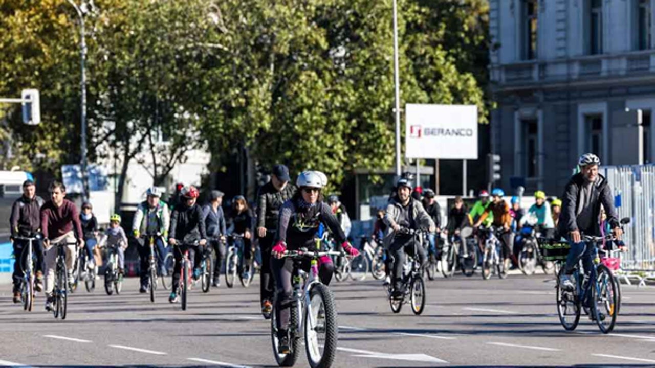 More and more Spaniards pedal in cities