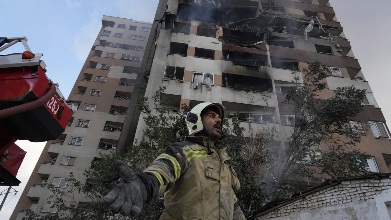 last hour of bombings, news and reactions
