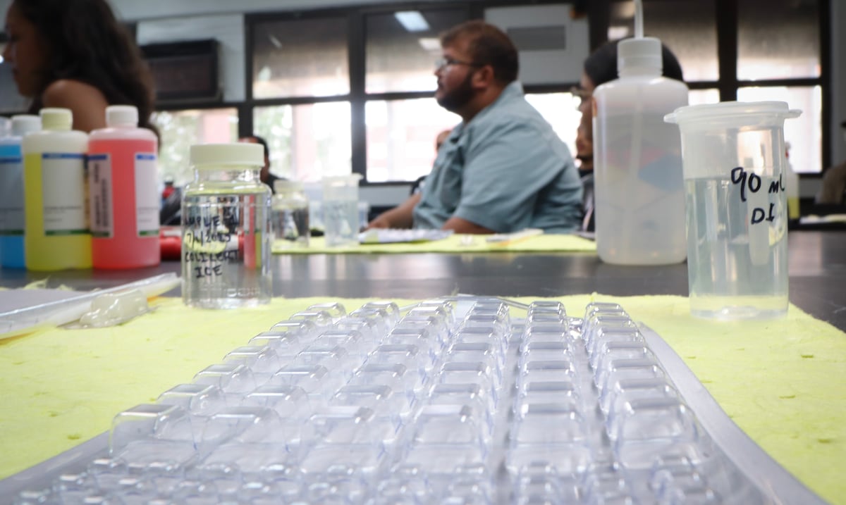 They open equipment loan center for water quality monitoring in the UPR in Humacao