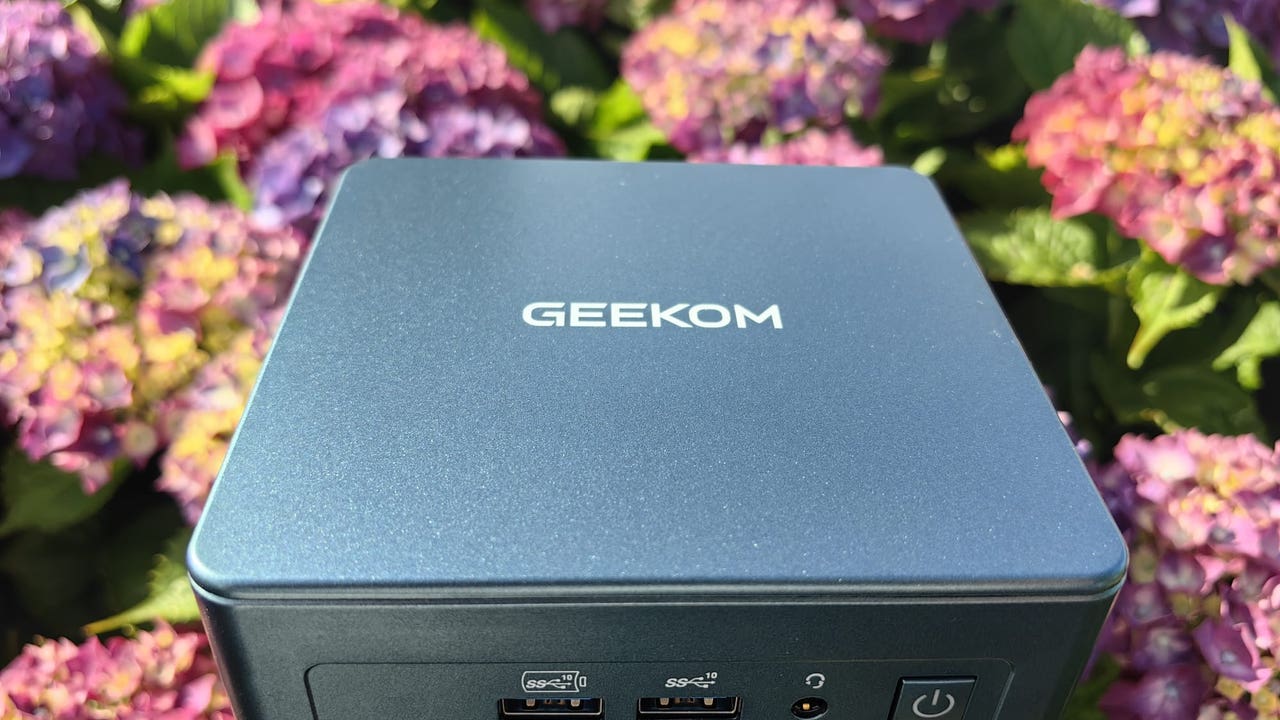 Geekom Mini It12 edition 2025, all flowers