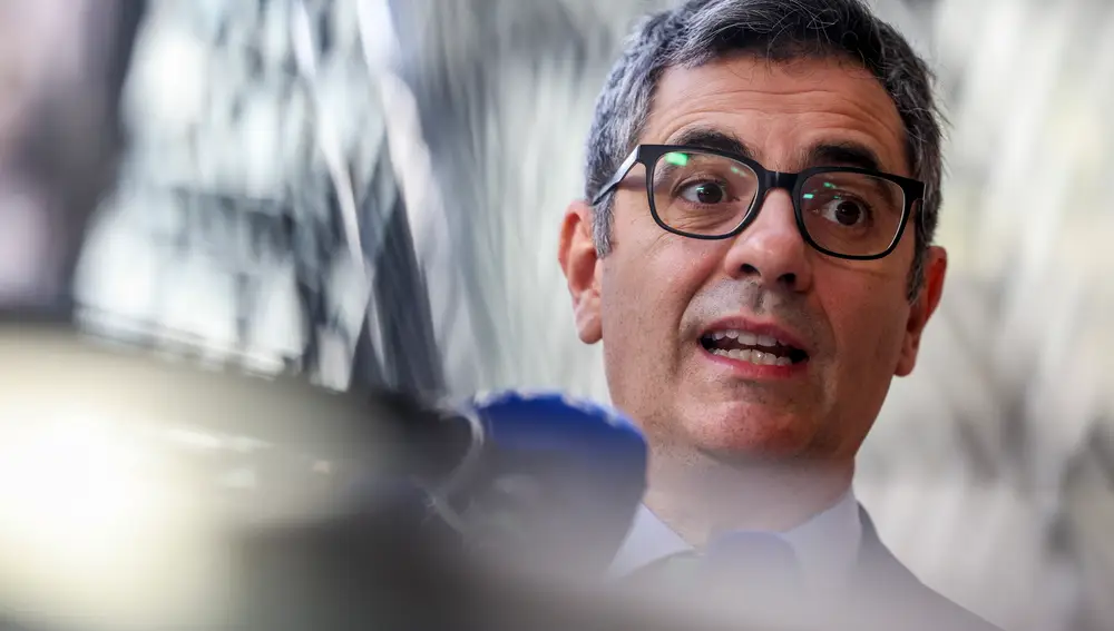 Félix Bolaños, Minister of Justice and Presidency, will be questioned about the hiring of the advisor that Begoña Gómez uses for her private issues