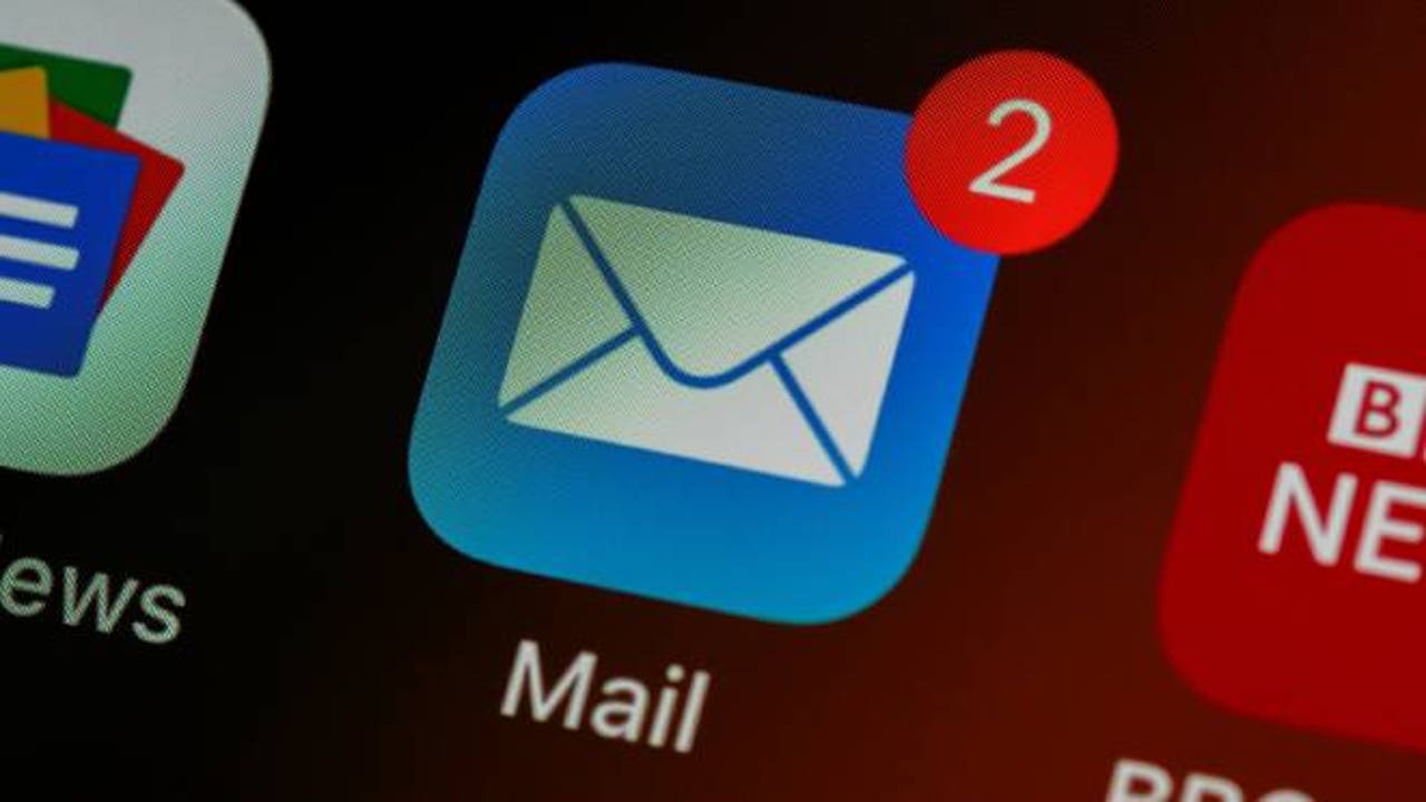 Why it is dangerous to use this common option in the emails you receive