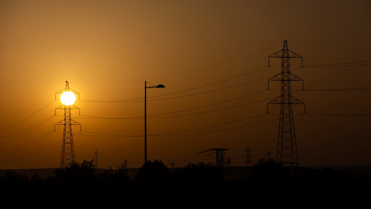 The competition proposal for electrical networks will make the light receipt