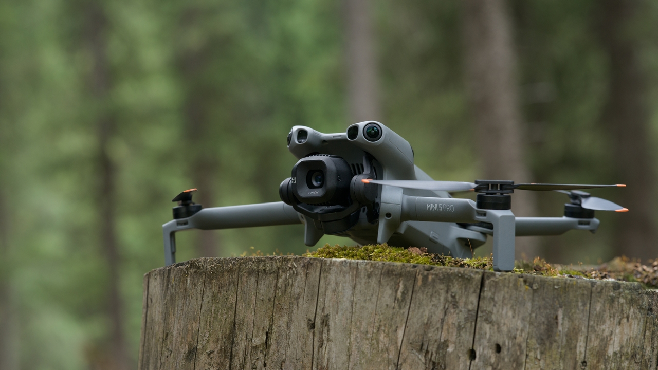 DJI presents the mini 5 pro, the world's first drone with a 1 inch sensor