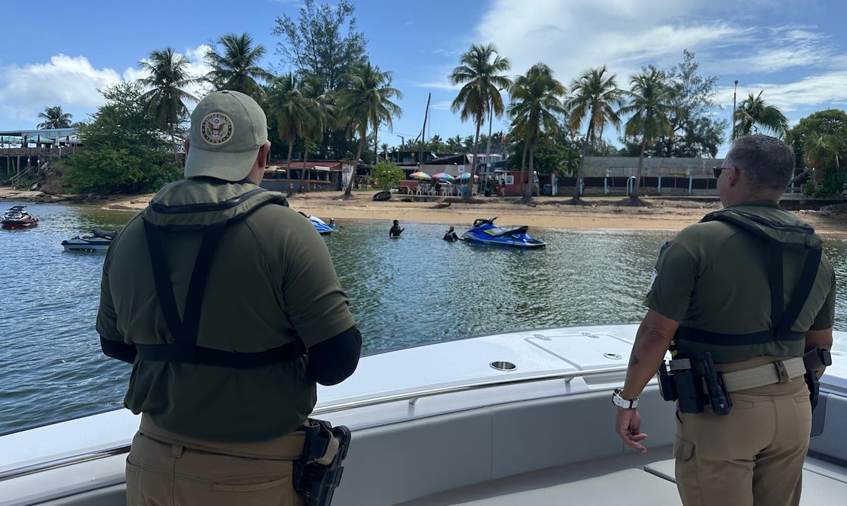 DRNA vigilantes put order on the coast of Loíza to San Juan