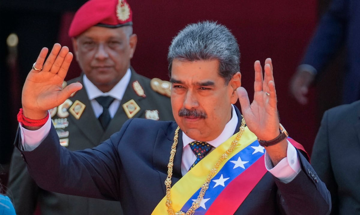 How did recent tensions between the United States and Venezuela begin?
