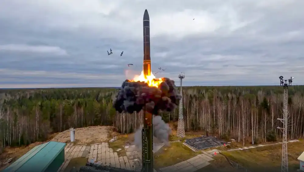 Test of an RS-24 Yars intercontinental ballistic missile during tests of a Russian nuclear attack in 2022