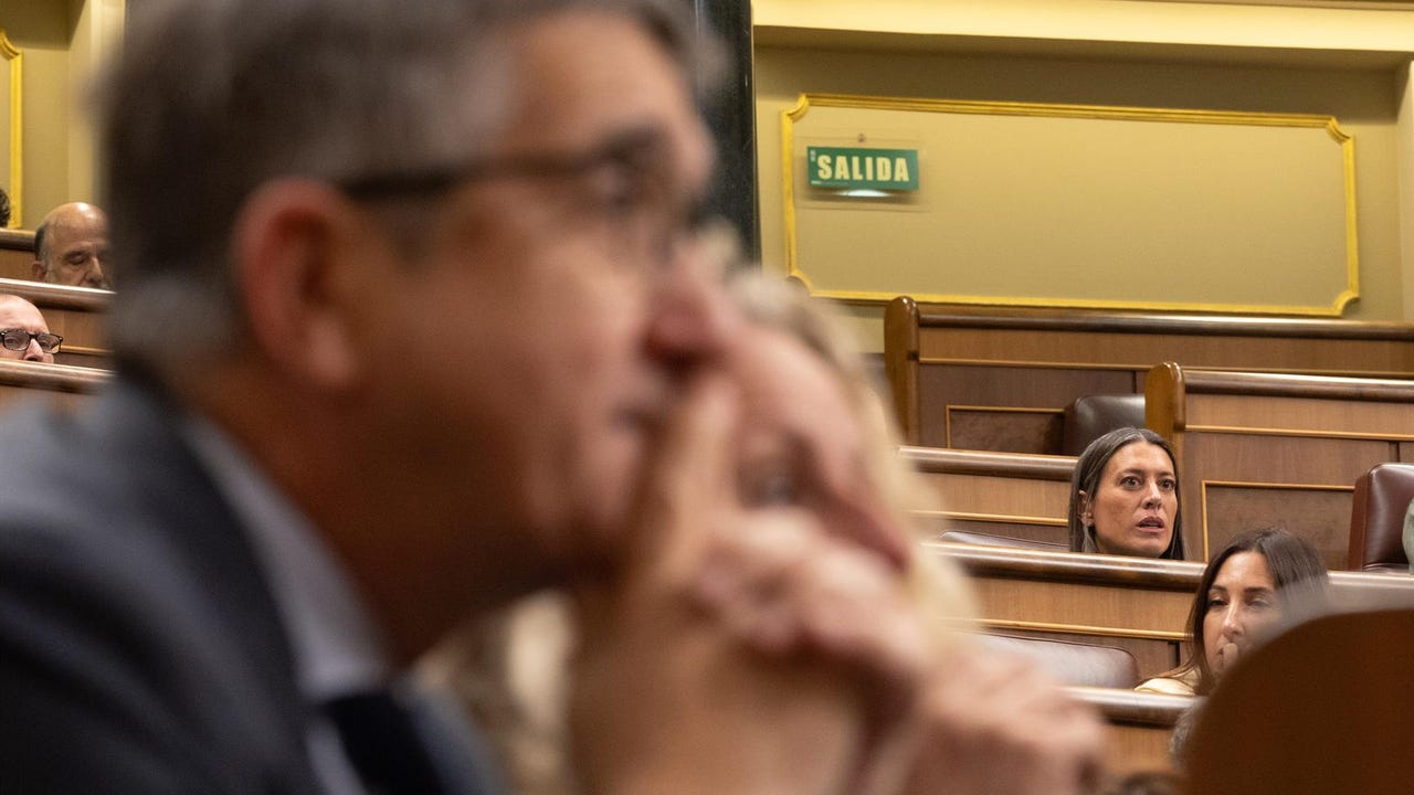Moncloa clings to passing "good laws for Catalonia" but the partners detect Sánchez's "agony"