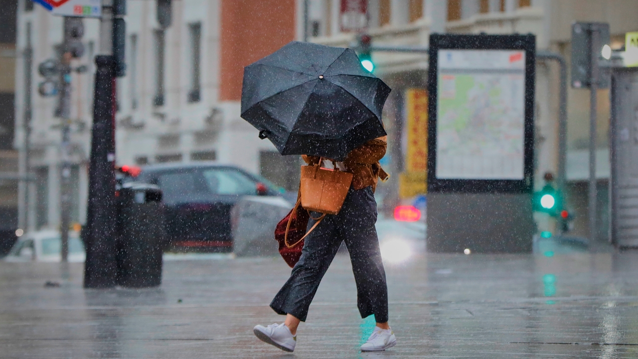 The AEMET warns of heavy rains and possible tornadoes in these areas