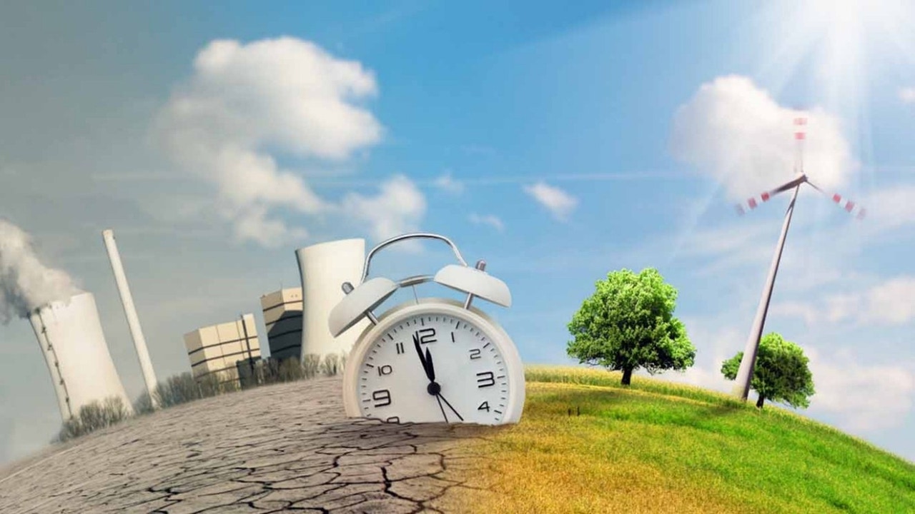Clean energies against the clock
