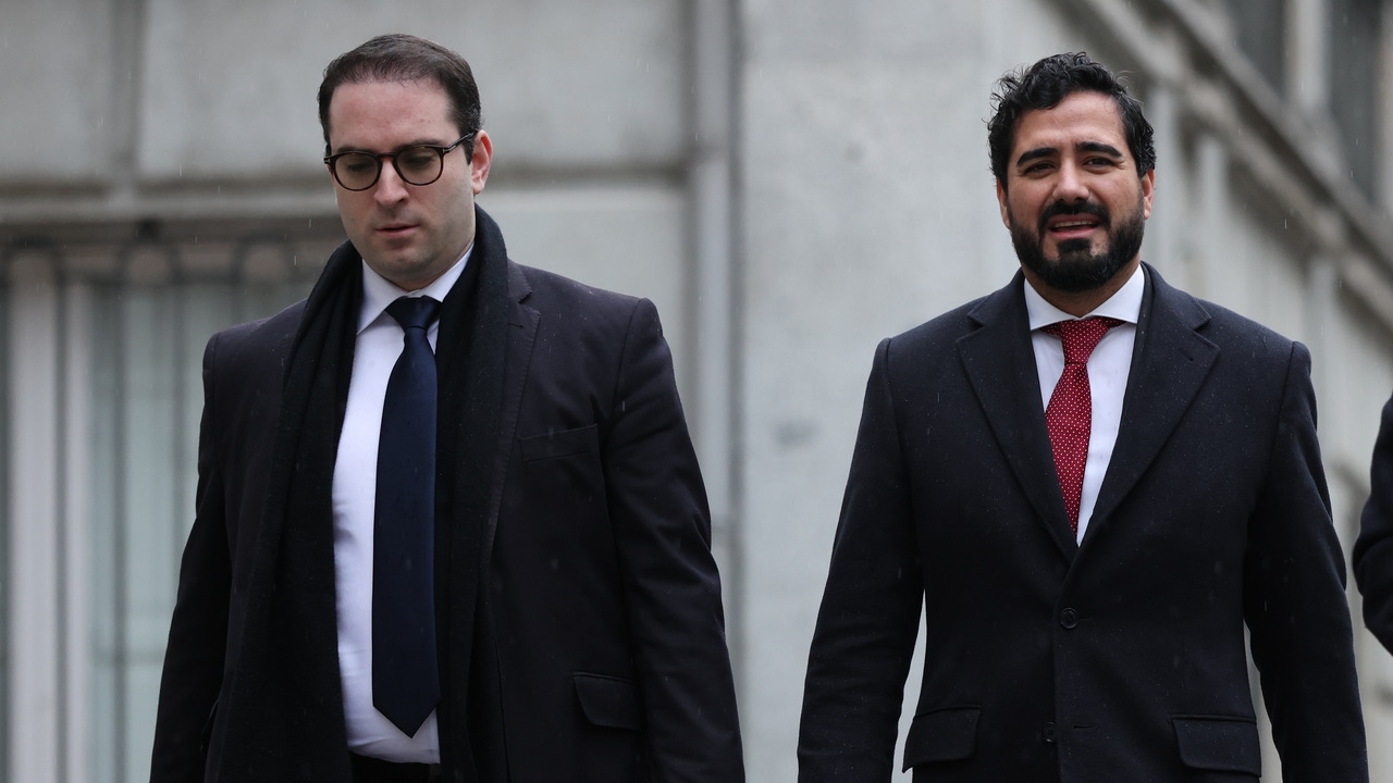 Alvise "threatened" the defrauded worker through burofax so that he would return the salary he never received