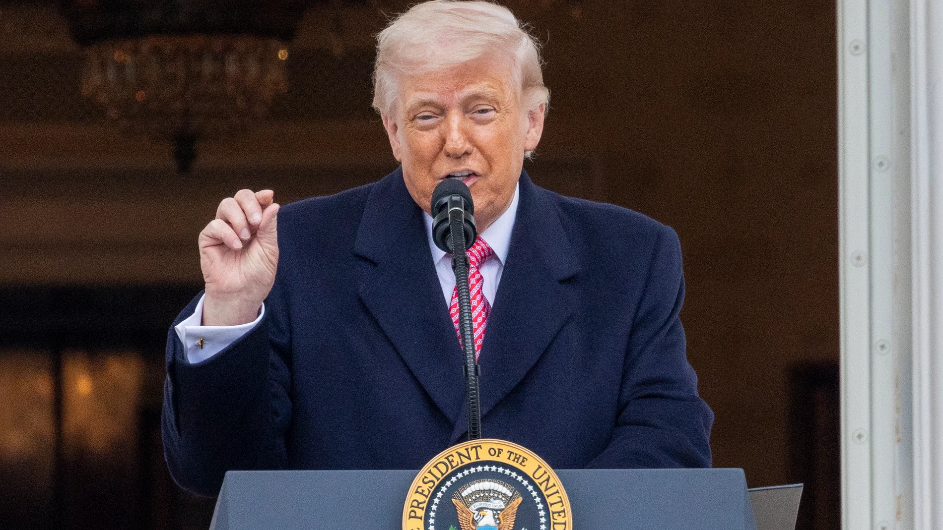 new attacks by Israel and the United States, oil prices and Trump's reactions