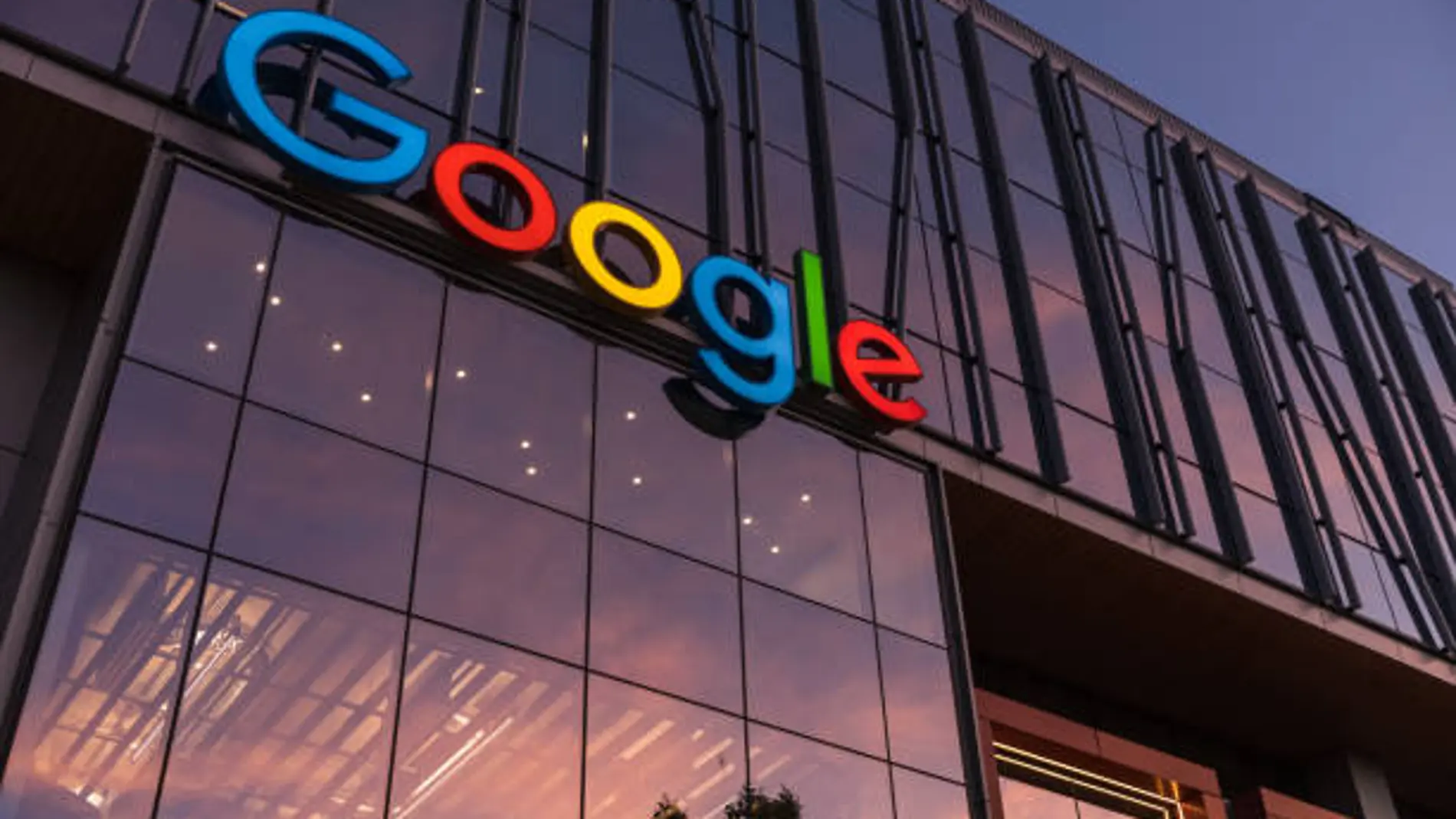 Google offers free PC upgrade to 500 million Windows users