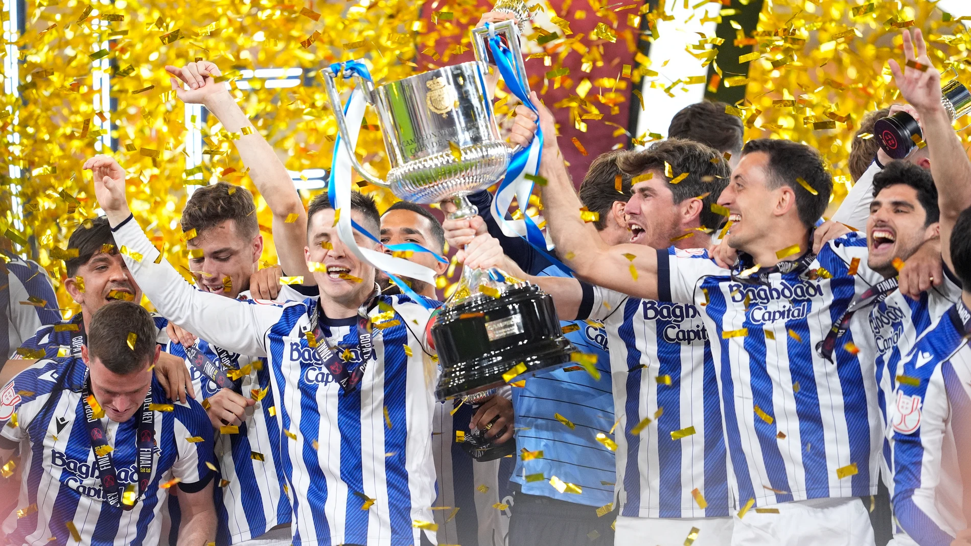 Real Sociedad, champion of the Copa del Rey as in '87