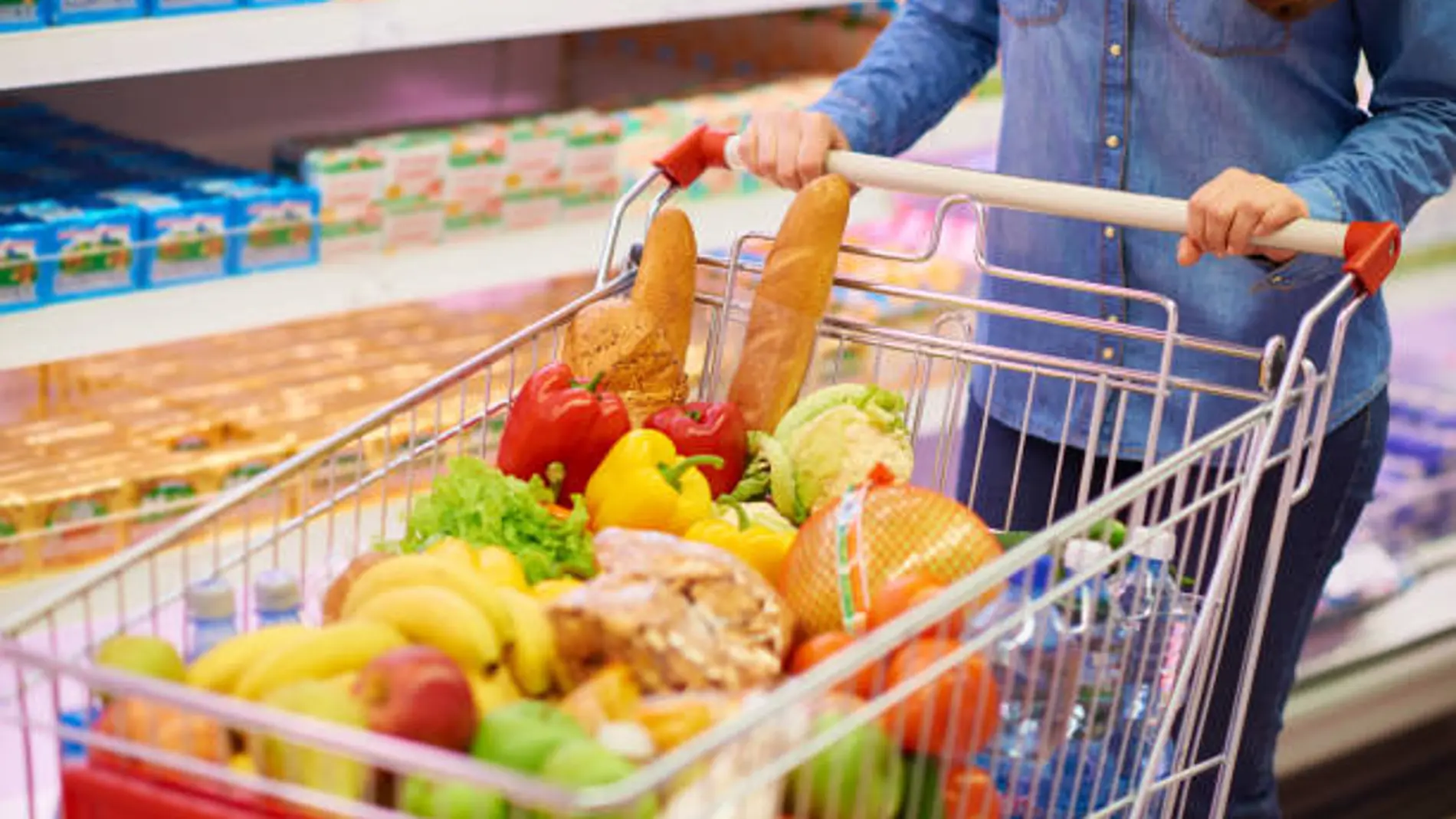 A famous supermarket predicts that we live in a recession, based on purchasing habits