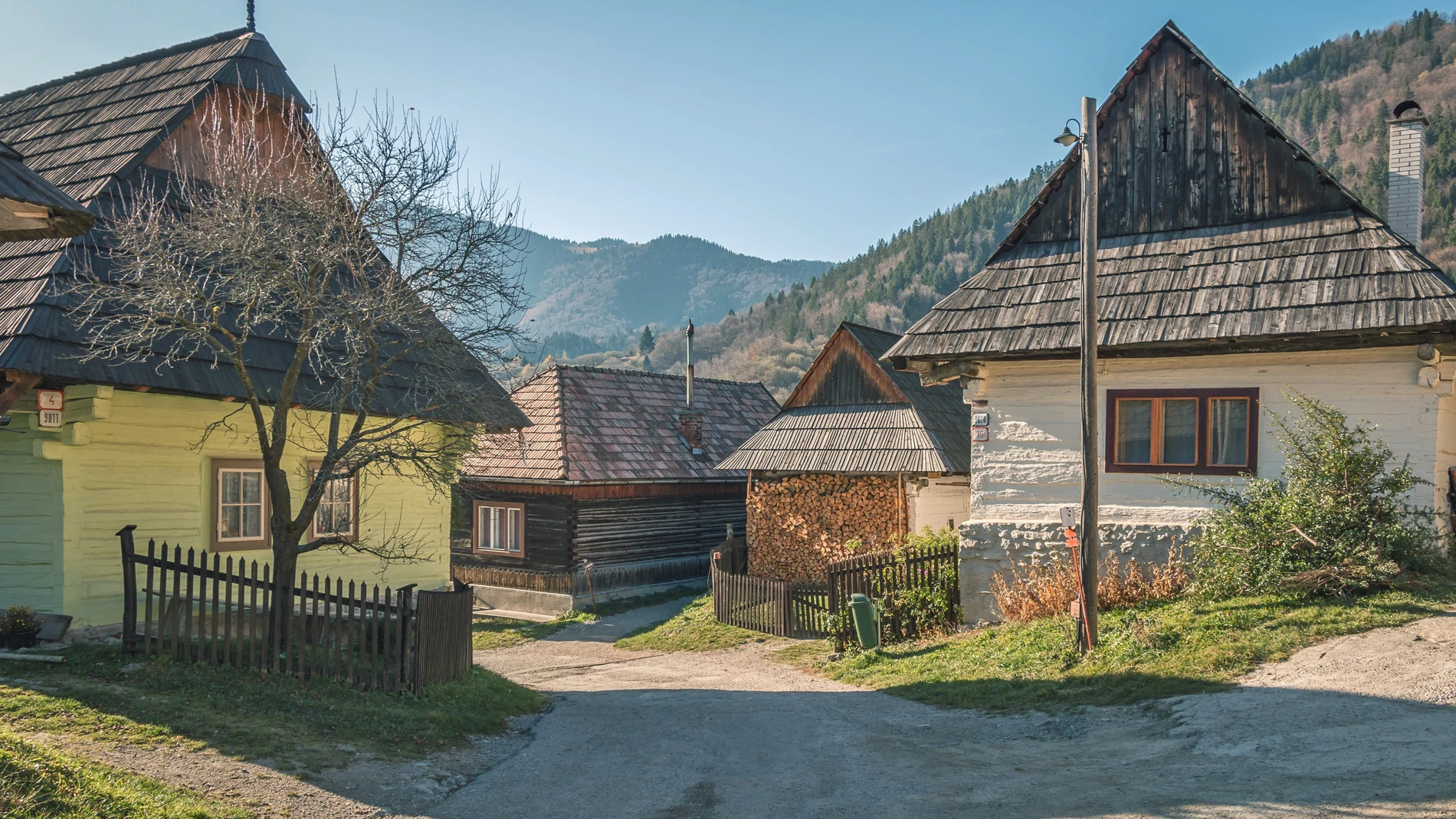 100,000 tourists a year for a town of 17 inhabitants: neighbors say enough is enough