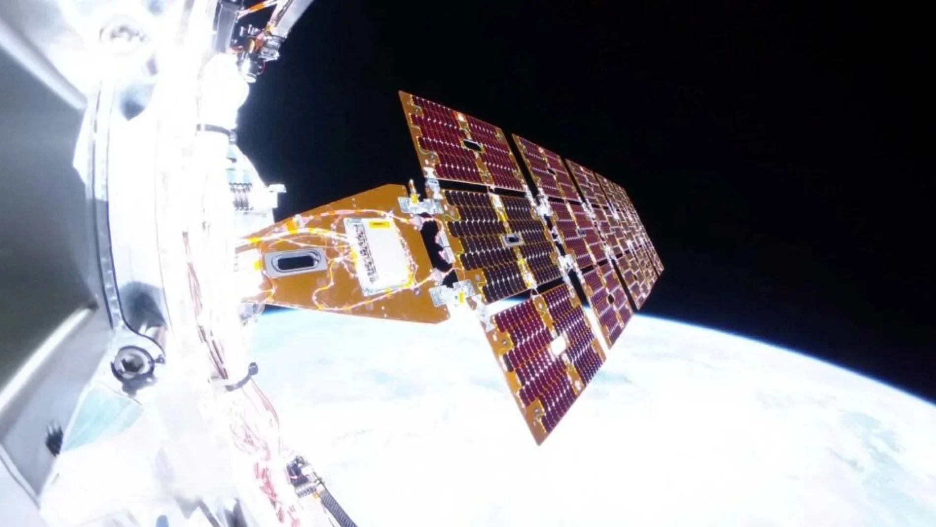 This is how NASA plans to save the ship sent to rescue the Swift satellite