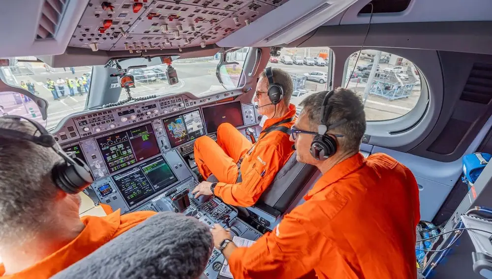 Airbus A350-1000ULR cabin.