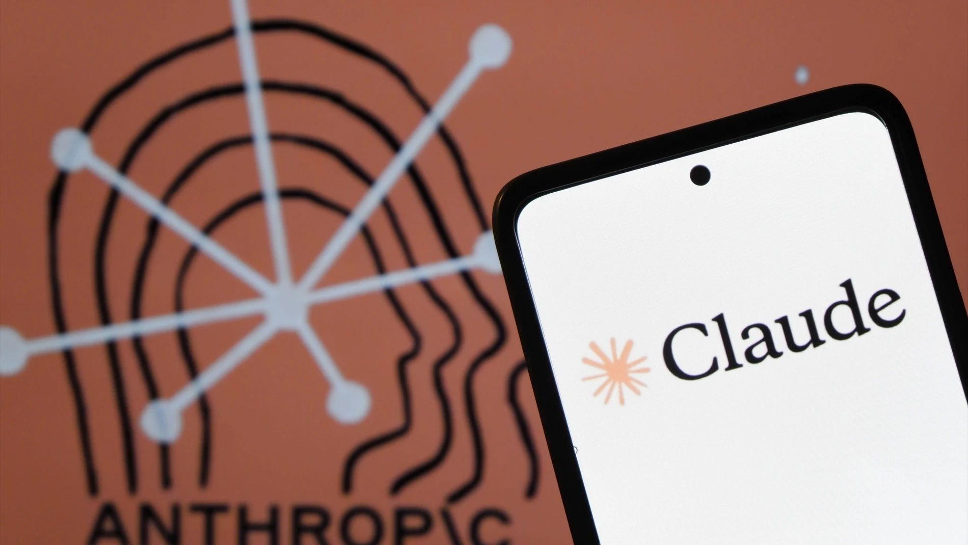 Copy and paste will no longer erase the trace of AI: Anthropic adds invisible watermarks to Claude's texts