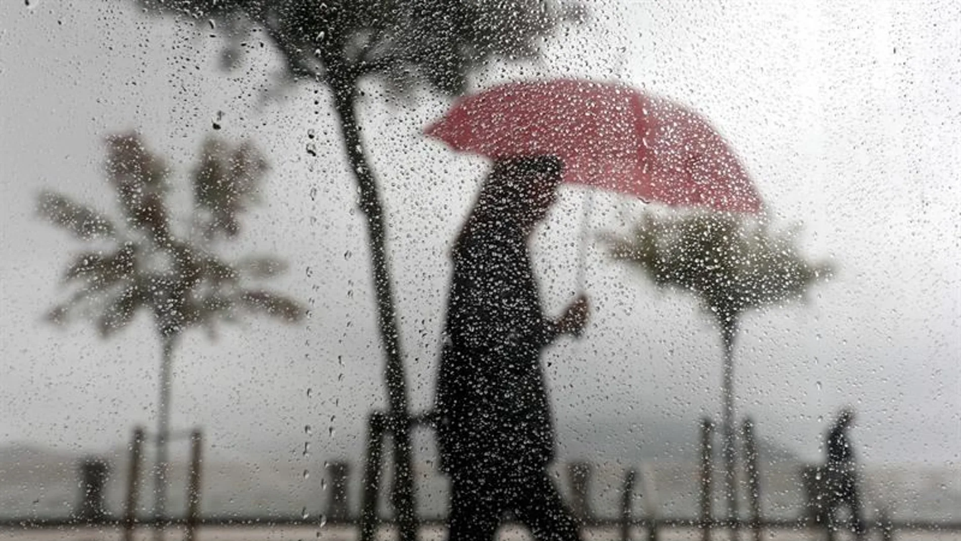 Orange warning this afternoon in the eastern peninsula due to storms and very heavy rains, hail and flooding
