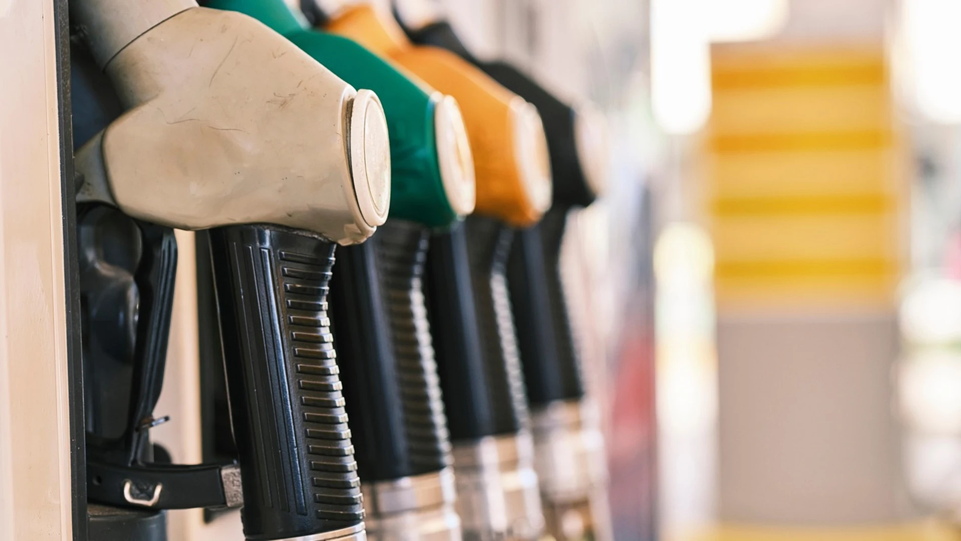 Drivers of gasoline and diesel vehicles are urged to fill up before October 1
