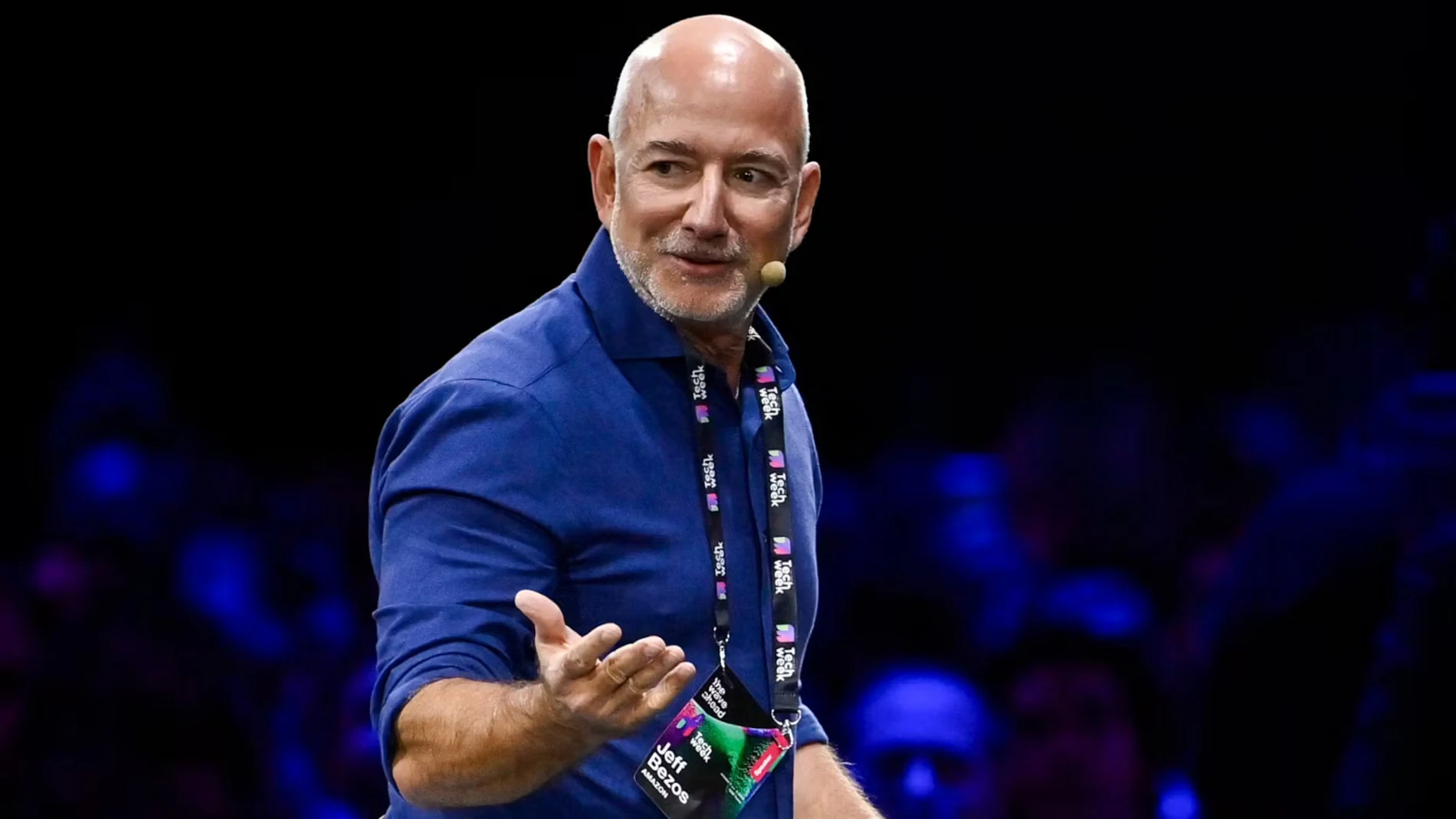 Jeff Bezos, on AI in the labor market: "There is only one type of job that can never replace Artificial Intelligence"