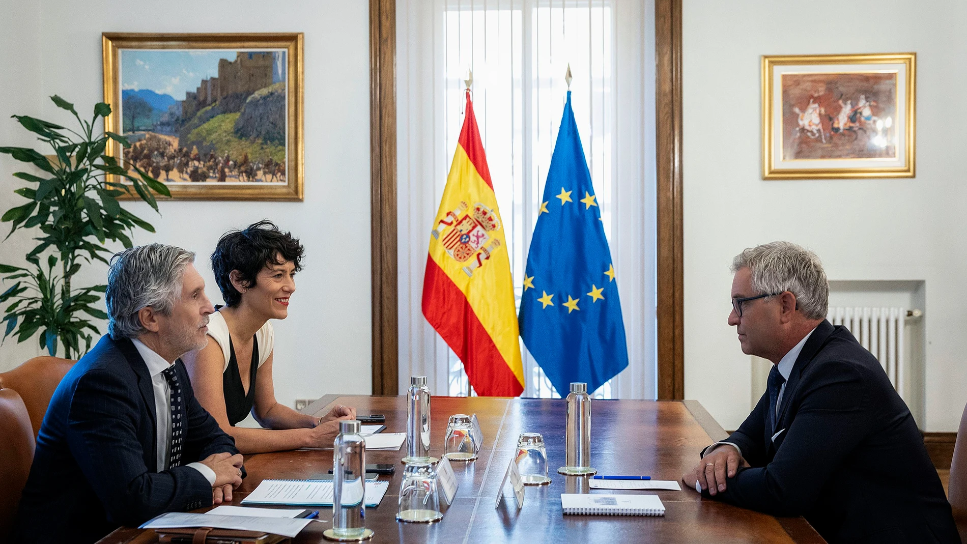 Moncloa stopped the immigration commissioner's visit to Ceuta in August: "The situation is almost solved"