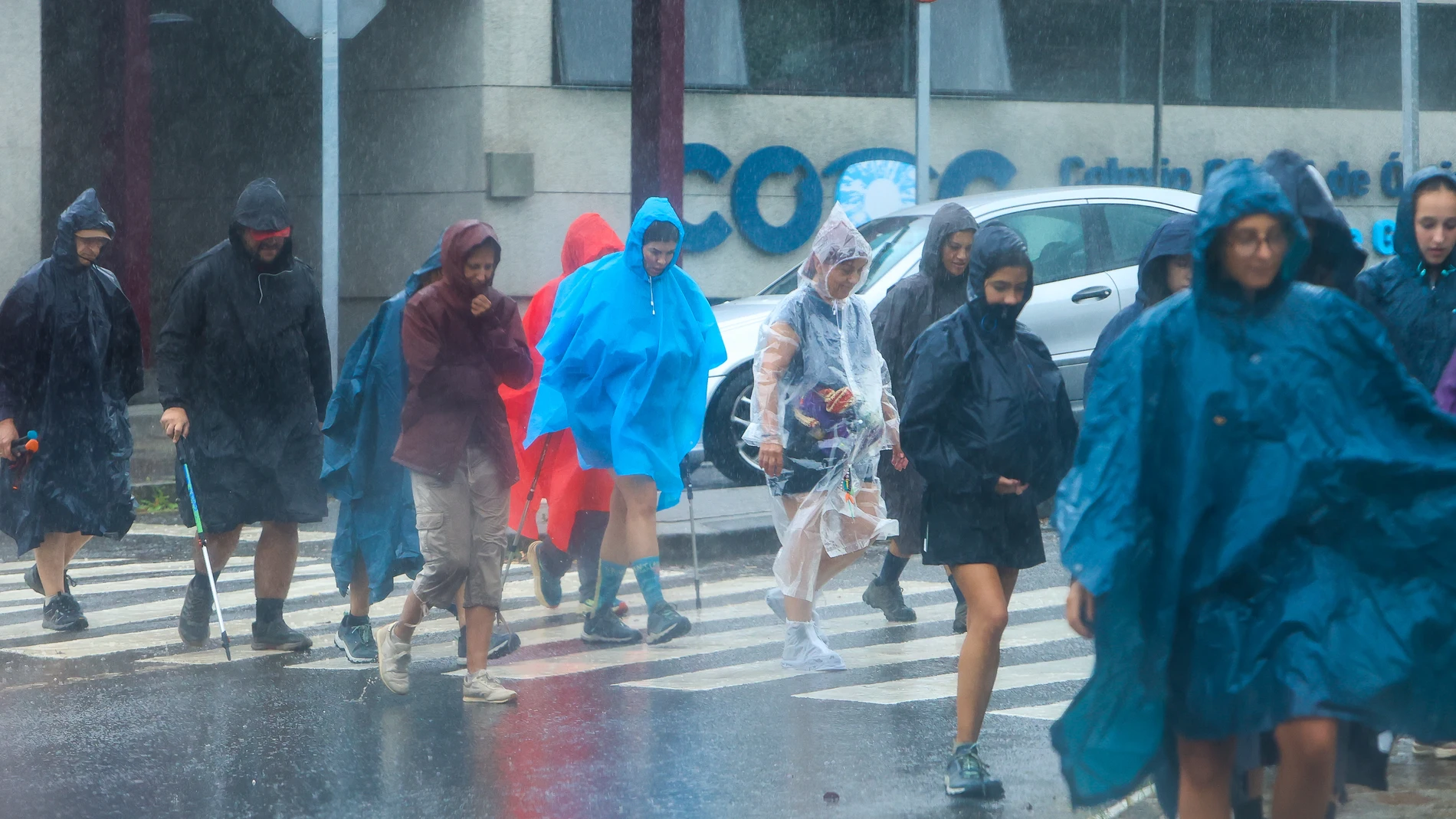 The AEMET warns Catalonia of the arrival of strong storms and hail on a Wednesday marked by a sudden thermal collapse