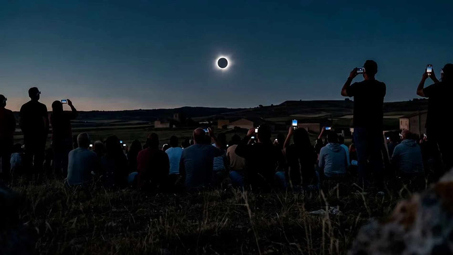 The longest solar eclipse of the century arrives: more than six minutes of darkness and will not be repeated for 152 years