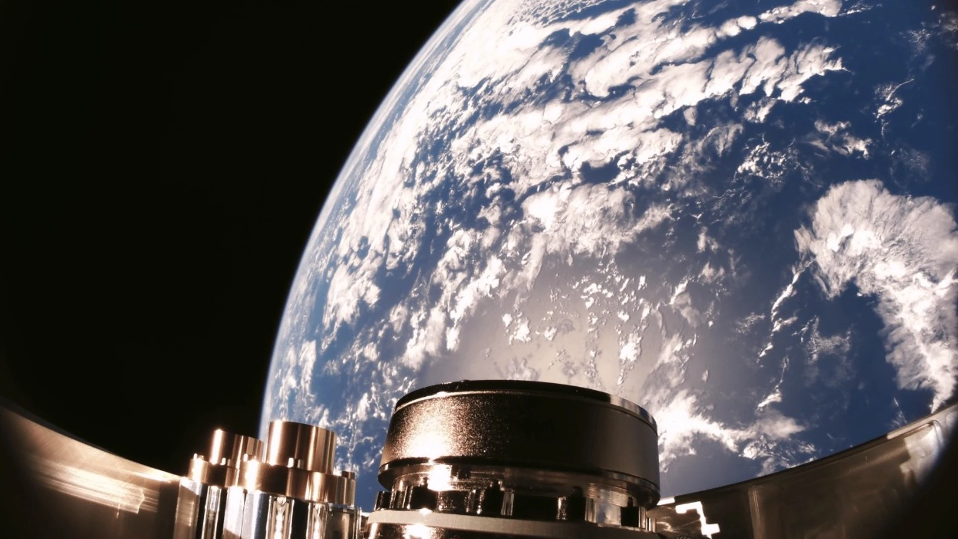 The world's first zinc-powered Hall effect thruster successfully tested in space
