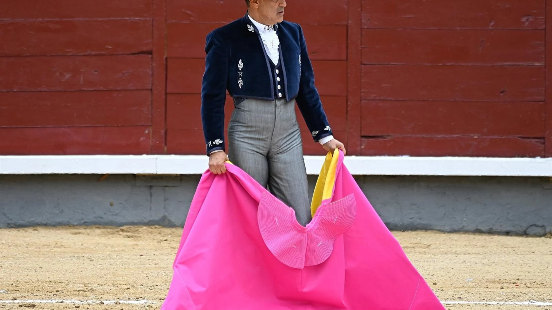 This is César Rincón's exclusive farm: a brave cattle ranch and its particular link with Colombia