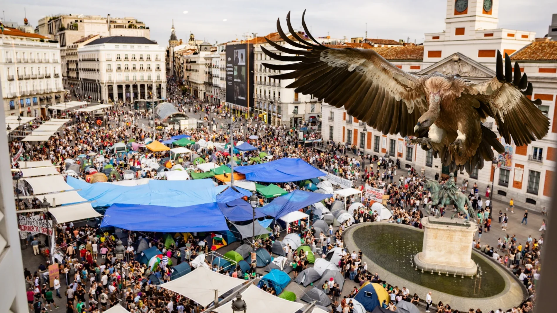What is a vulture fund and how is it different from rentier funds?