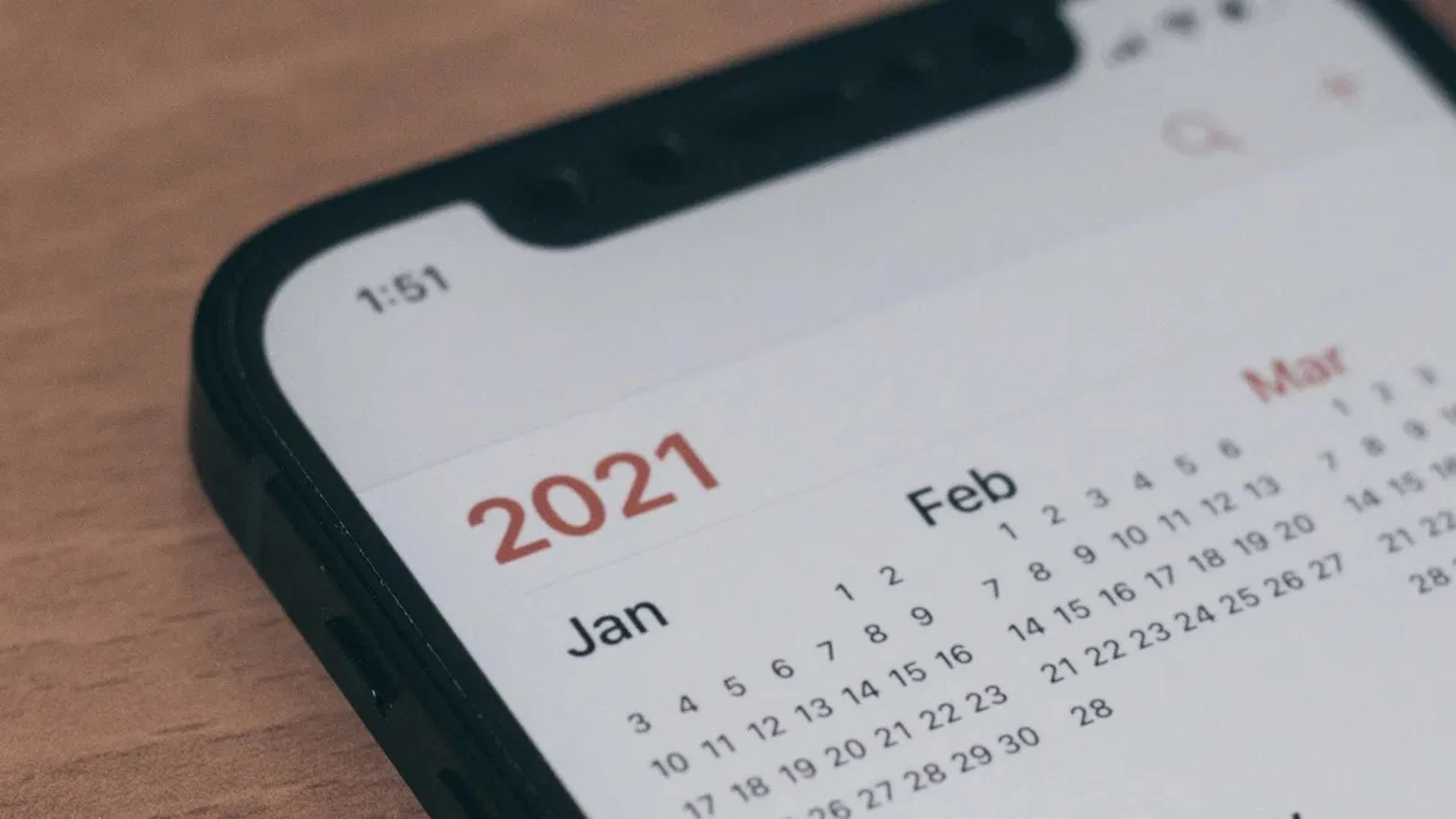 What psychology says about people who write calendars by hand instead of using their mobile phone